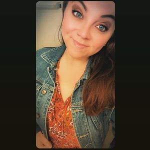 Meet your Posher, Gloria